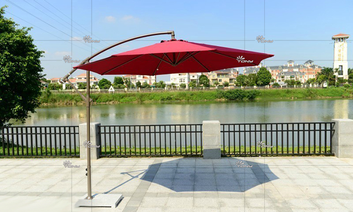 3米酒红香蕉伞