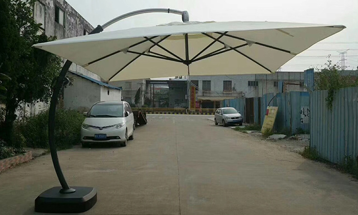 3.5米大弯臂遮阳伞
